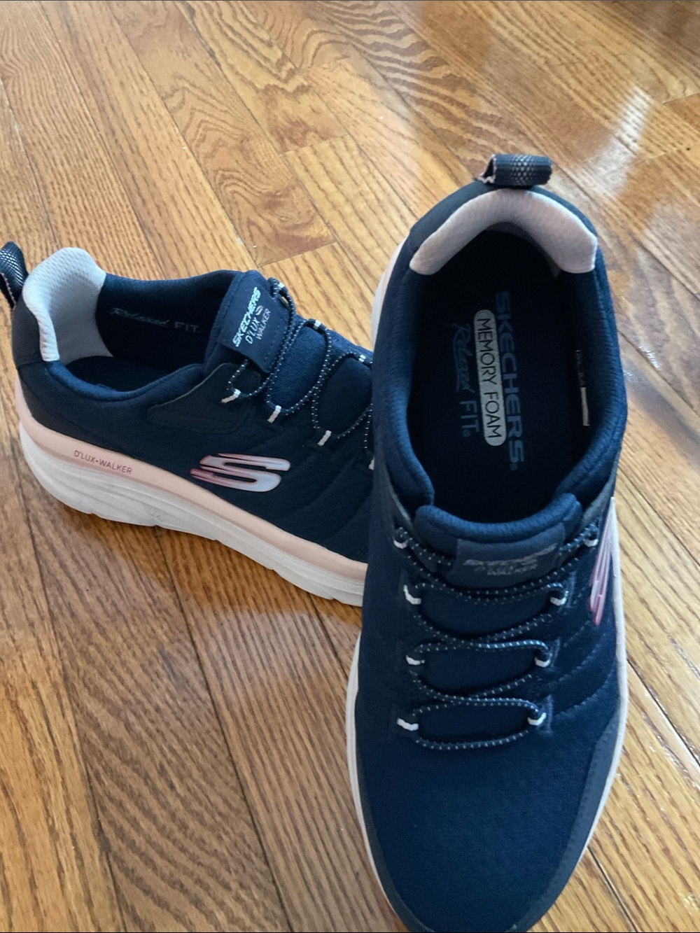 Skechers D'Lux Walker sneakers in navy and pink Sz 8.5